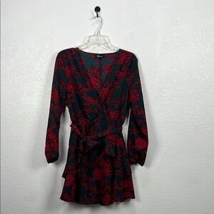 Women's Black Red Floral  Mini Dress With Belt Long Sleeves Ruffled‎ Sz L Witchy